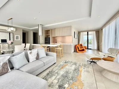 带阳台的两卧室公寓 — Diamond CONDO by VС